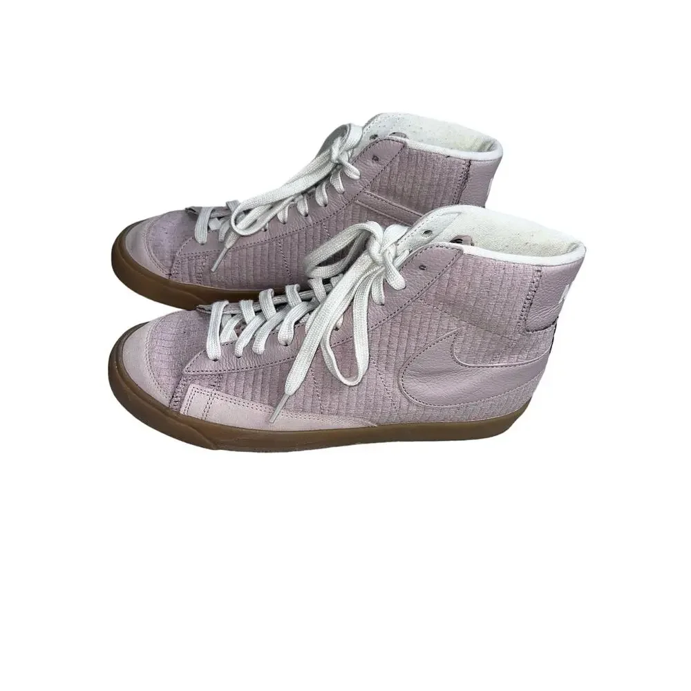 NIKE Blazer Mid 77 Sneakers New Vintage Look - size 10 -D-O7